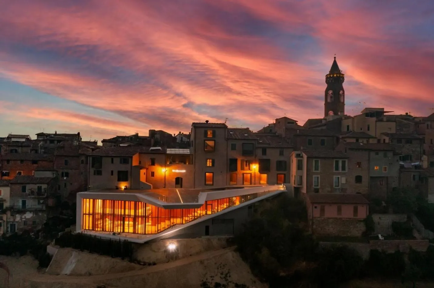 Sunrise Apartment Peccioli Italy